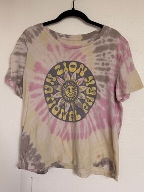 Zion national park boxy crop tee